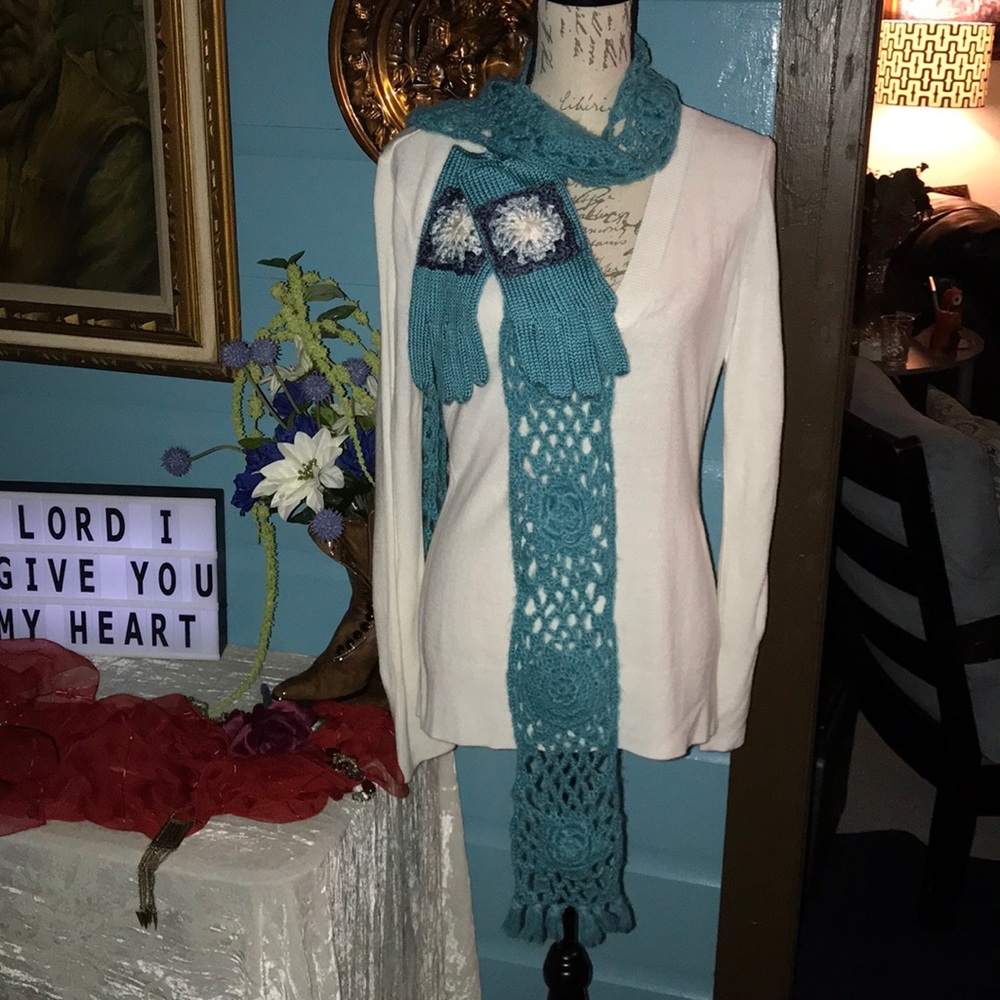 Aqua knitted scarf and gloves